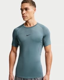 Pro Menx27s Dri-FIT Tight Short-Sleeve Fitness Top com at Nike